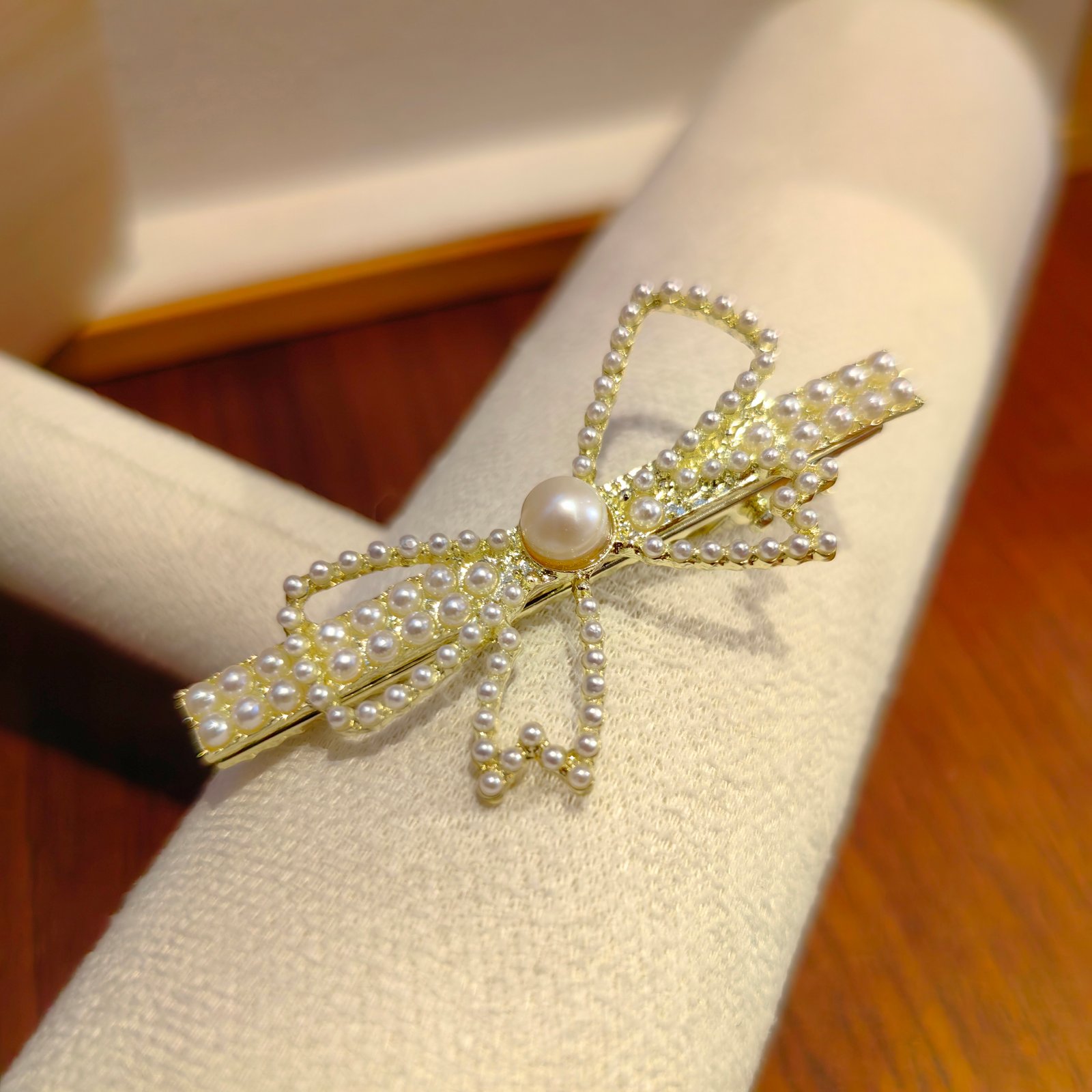 [EN] Hollow Bow Full Pearl Hair Clip [CN] 镂空蝴蝶结满珠发夹